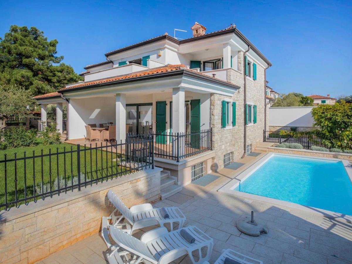 Holiday Home Villa Beach Front By Interhome Savudrija Bagian luar foto